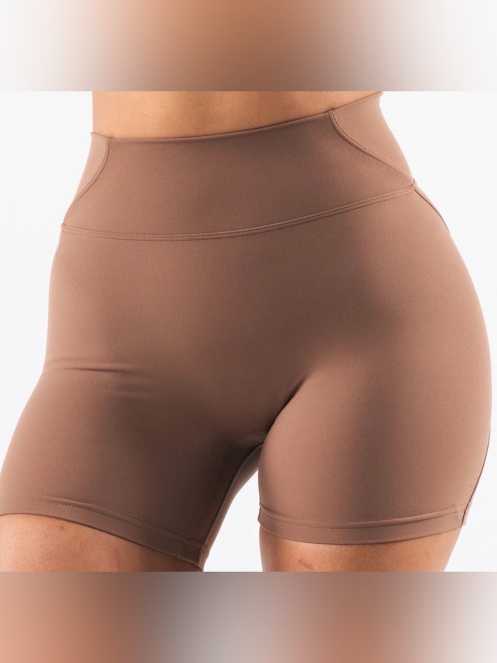 alphalete aura tan shorts
